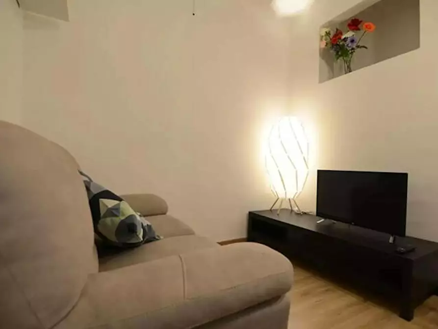 Immagine 6 di Appartamento in affitto  in Borgo Allegri a Firenze