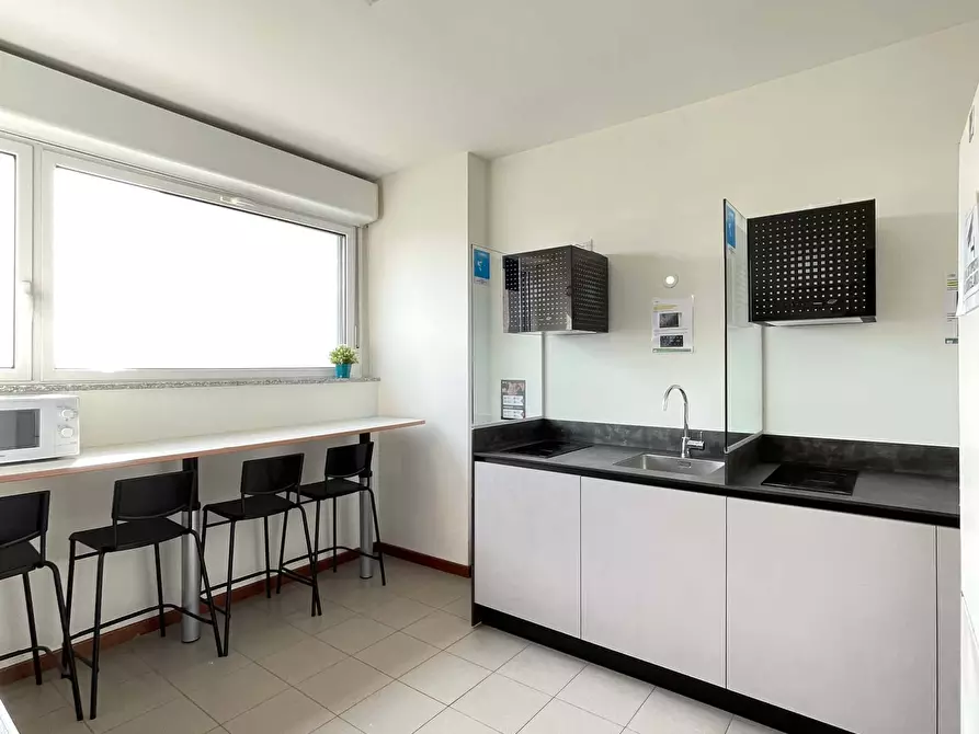 Immagine 6 di Camera in affitto  in Via Mario del Monaco4 a Milano