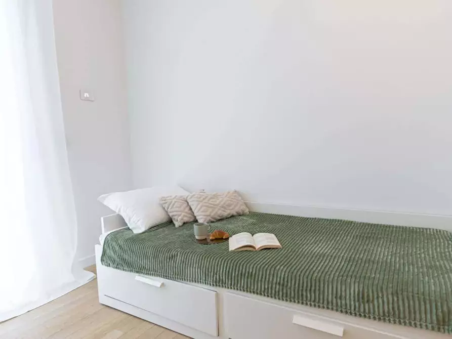 Immagine 11 di Appartamento in affitto  in Via Principe Eugenio3 a Milano