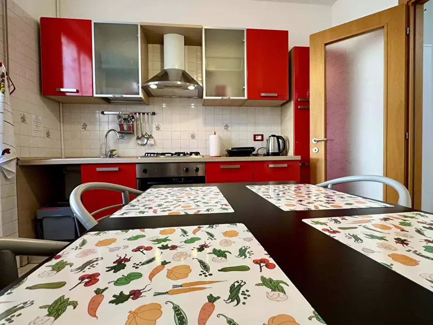 Immagine 16 di Appartamento in affitto  in Via Magenta6 a Como