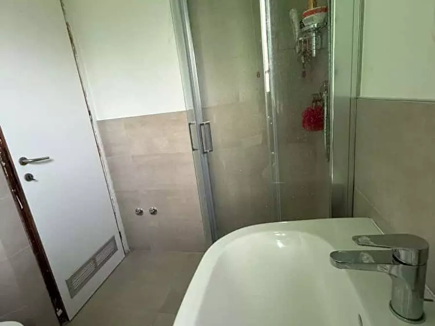 Immagine 13 di Camera in affitto  in Via Ponte all'Asse5 a Firenze