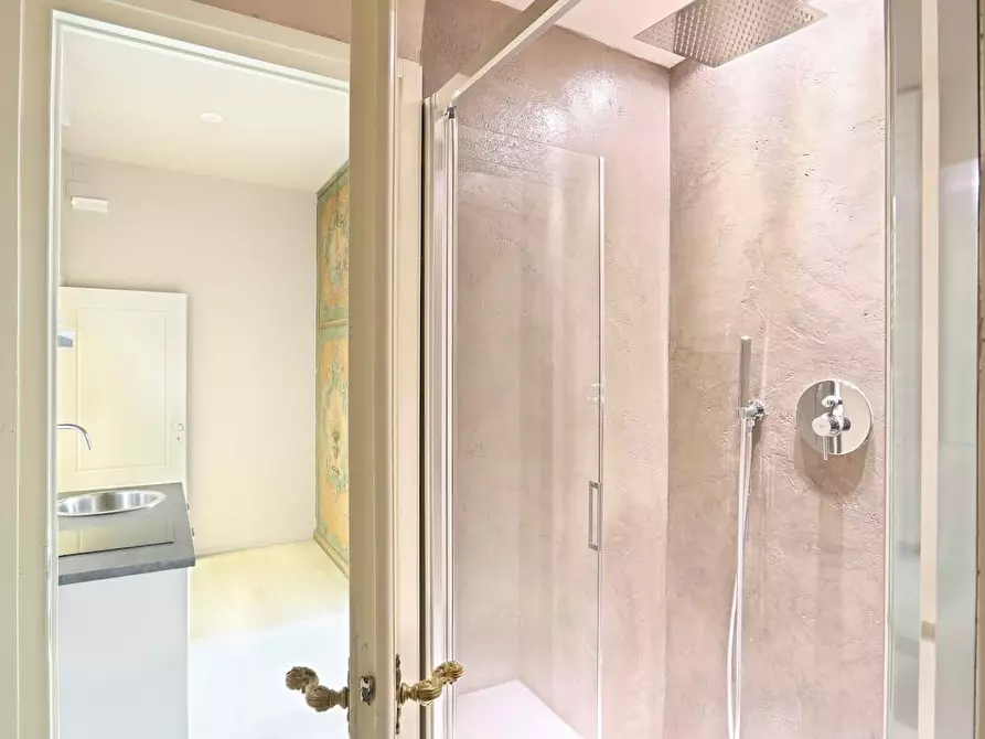 Immagine 5 di Appartamento in affitto  in Via della Scala41 a Firenze