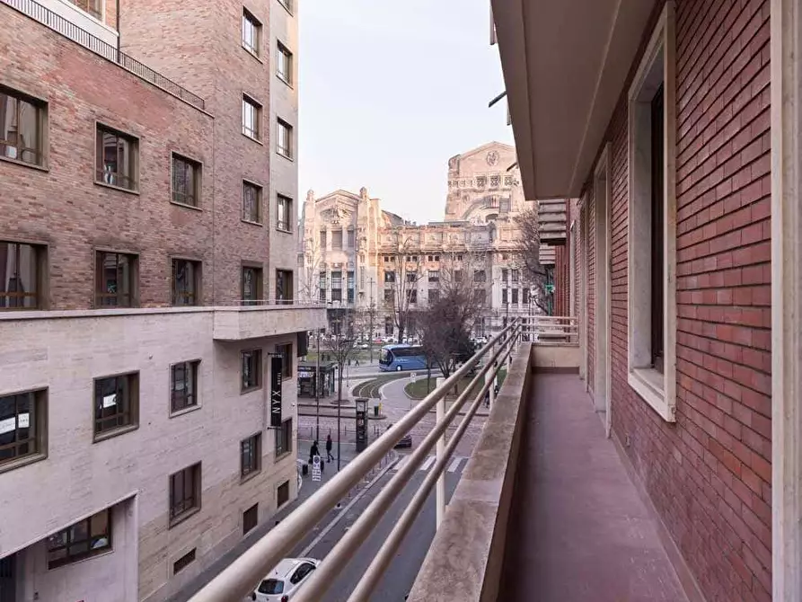 Immagine 59 di Camera in affitto  in Via Giulio Tarra1 a Milano