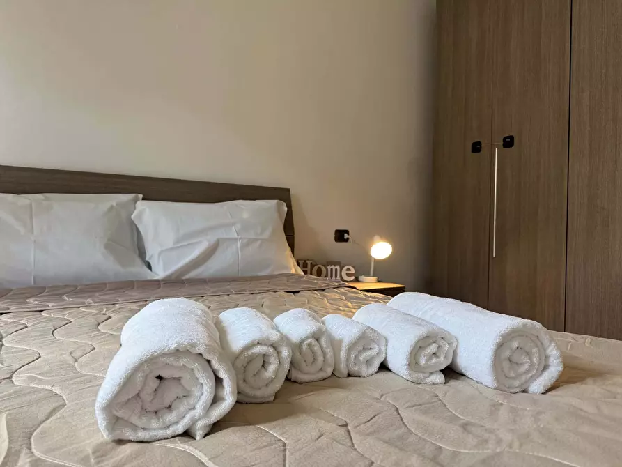 Immagine 1 di Appartamento in affitto  in Via Luigi Dottesio13 a Como