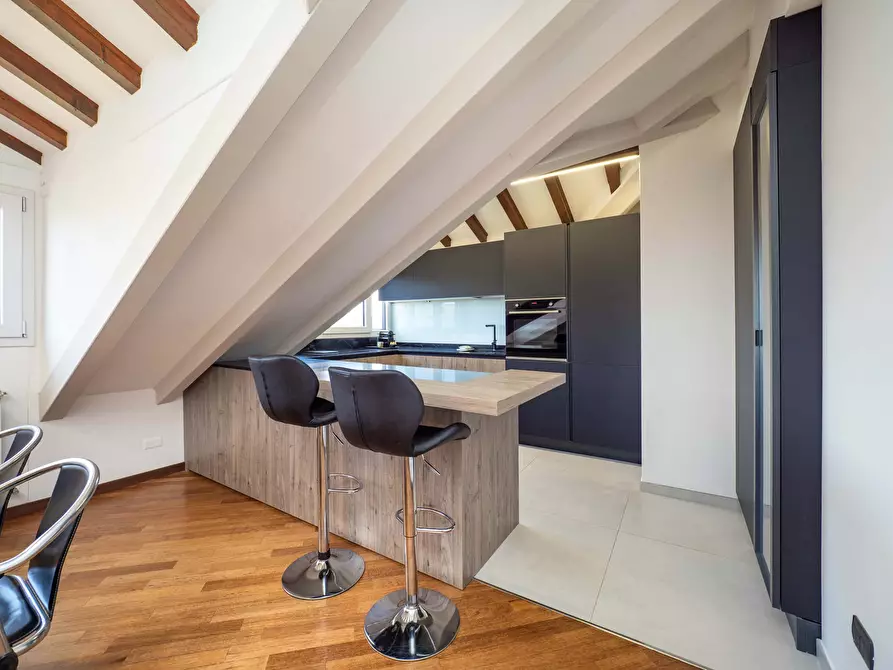 Immagine 34 di Appartamento in affitto  in Viale Umbria50 a Milano