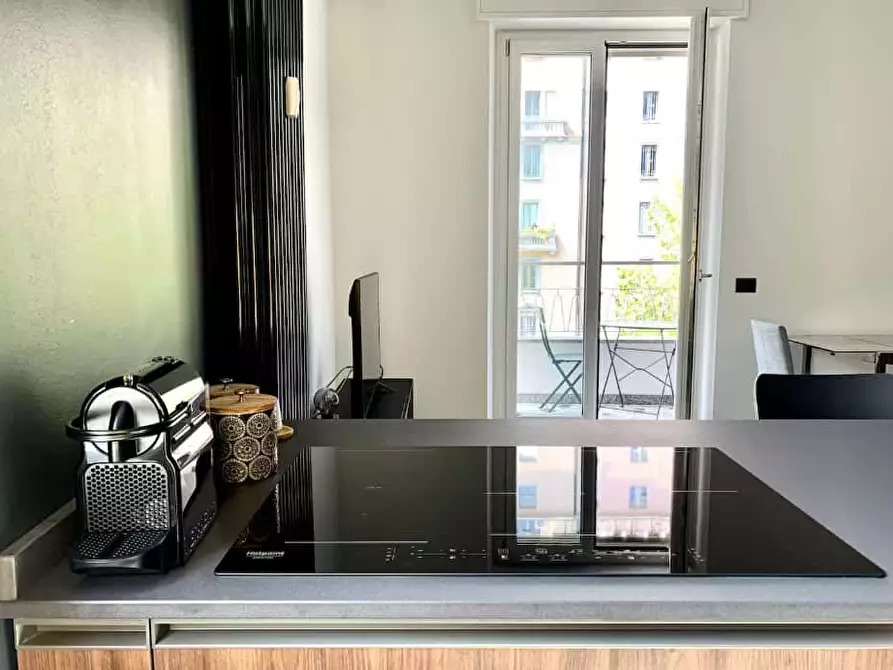 Immagine 3 di Appartamento in affitto  in Viale Carlo Troya11 a Milano