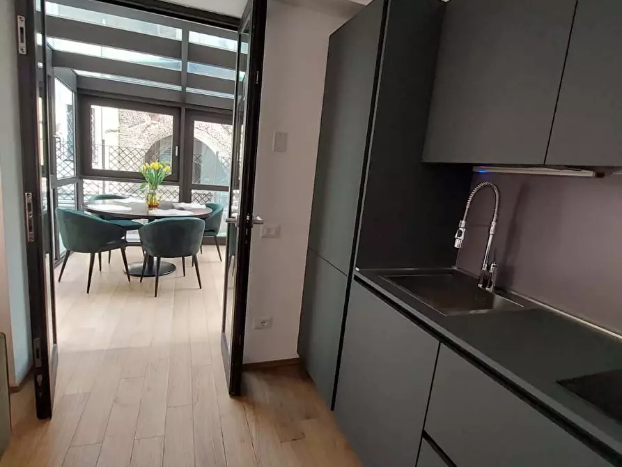 Immagine 4 di Appartamento in affitto  in Via San Pietro All'Orto6 a Milano