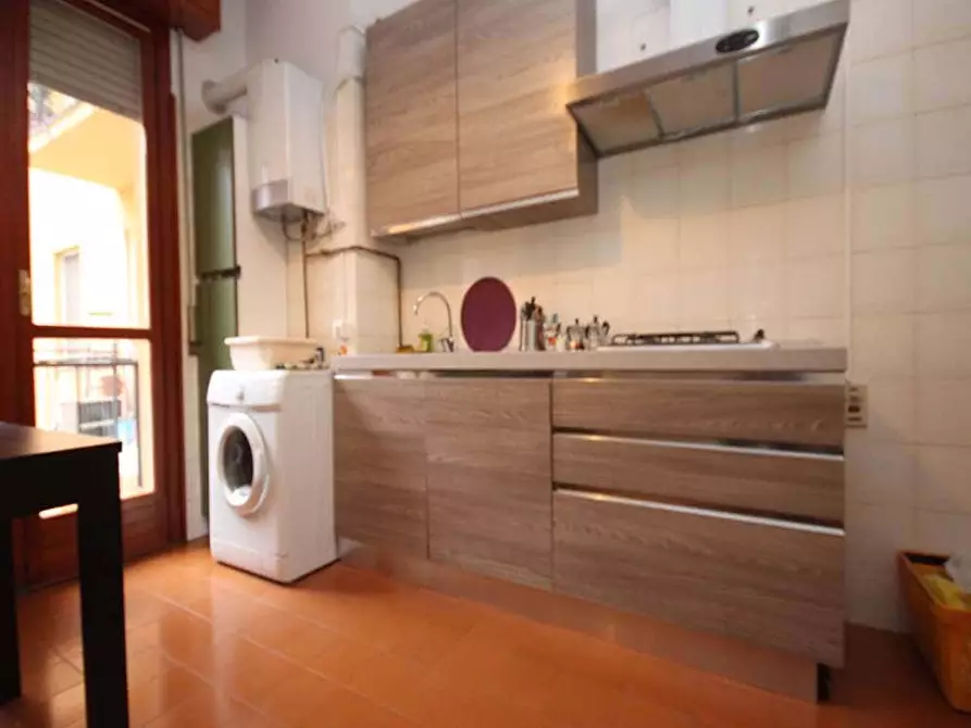 Immagine 49 di Camera in affitto  in Via Sebastiano Veniero38 a Milano