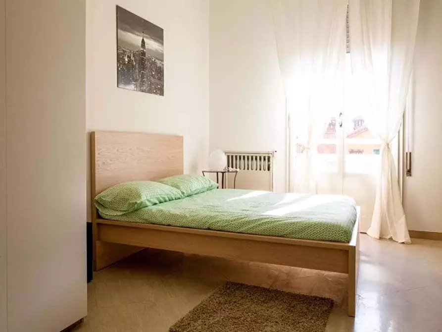 Immagine 2 di Camera in affitto  in Via Guglielmo Marconi45 a Bologna