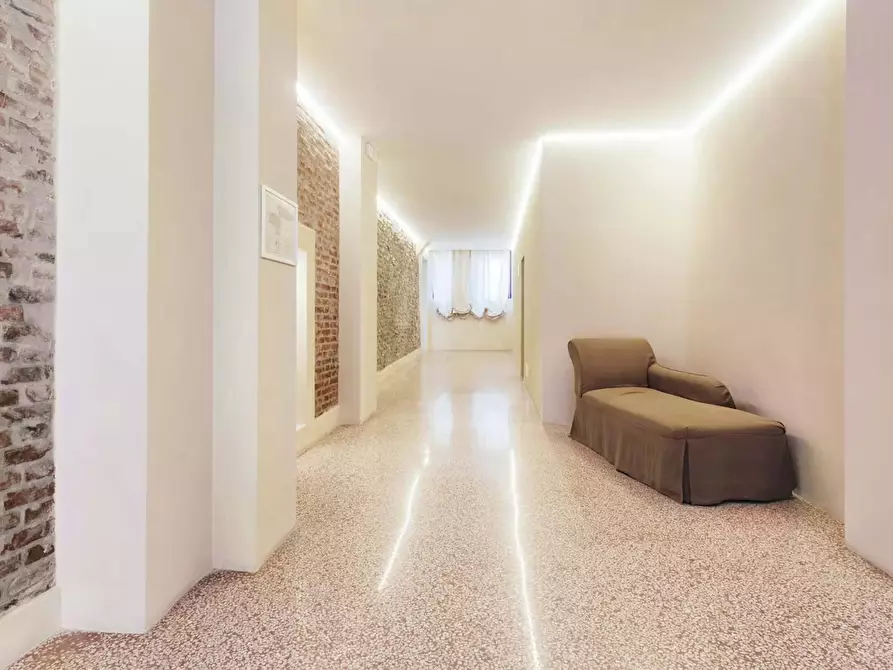 Immagine 8 di Appartamento in affitto  in Strada Maggiore52 a Bologna