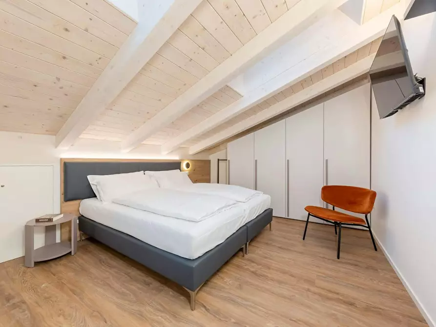 Immagine 2 di Camera in affitto  in Via San Giovanni3 a Trento