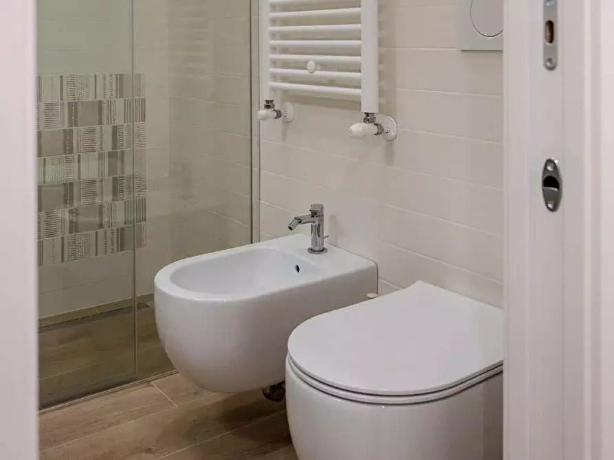 Immagine 10 di Appartamento in affitto  in Vicolo della Serpe61 a Roma