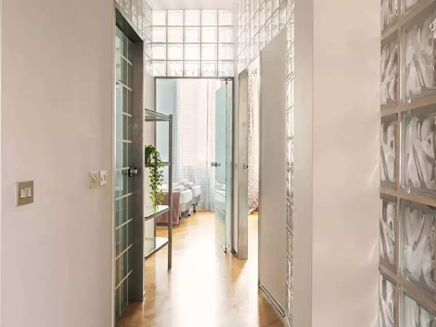 Immagine 24 di Appartamento in affitto  in Vicolo Duomo a Como