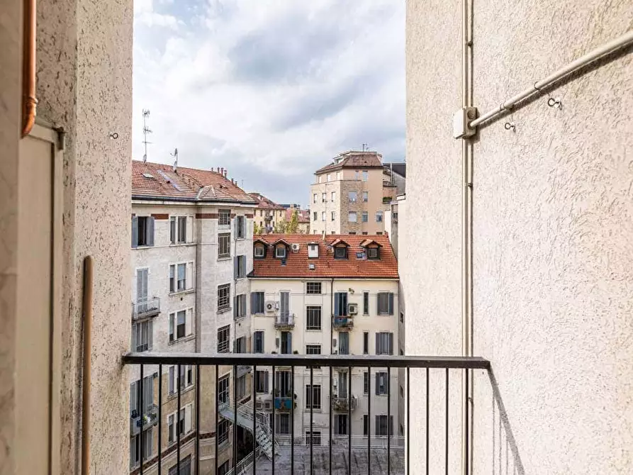 Immagine 37 di Camera in affitto  in Viale Romagna5 a Milano