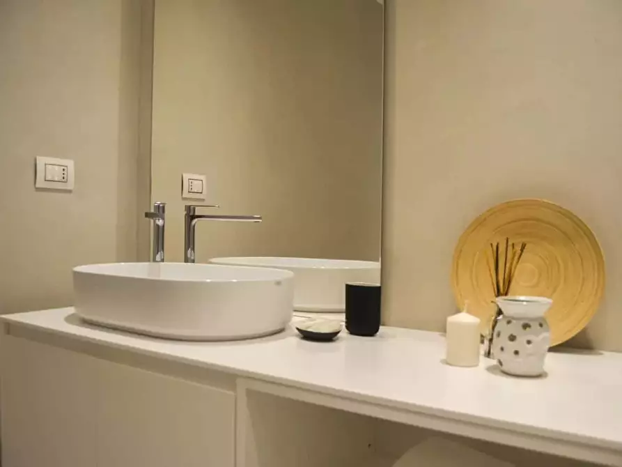 Immagine 29 di Appartamento in affitto  in Via Santa Maria Fulcorina a Milano