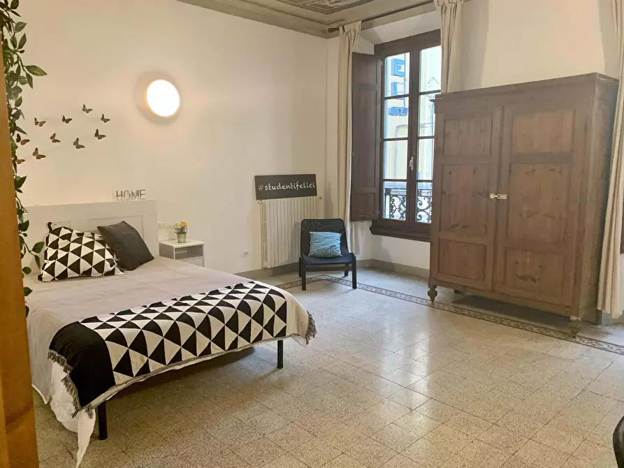 Immagine 4 di Camera in affitto  in Via Sant'Antonino13 a Firenze