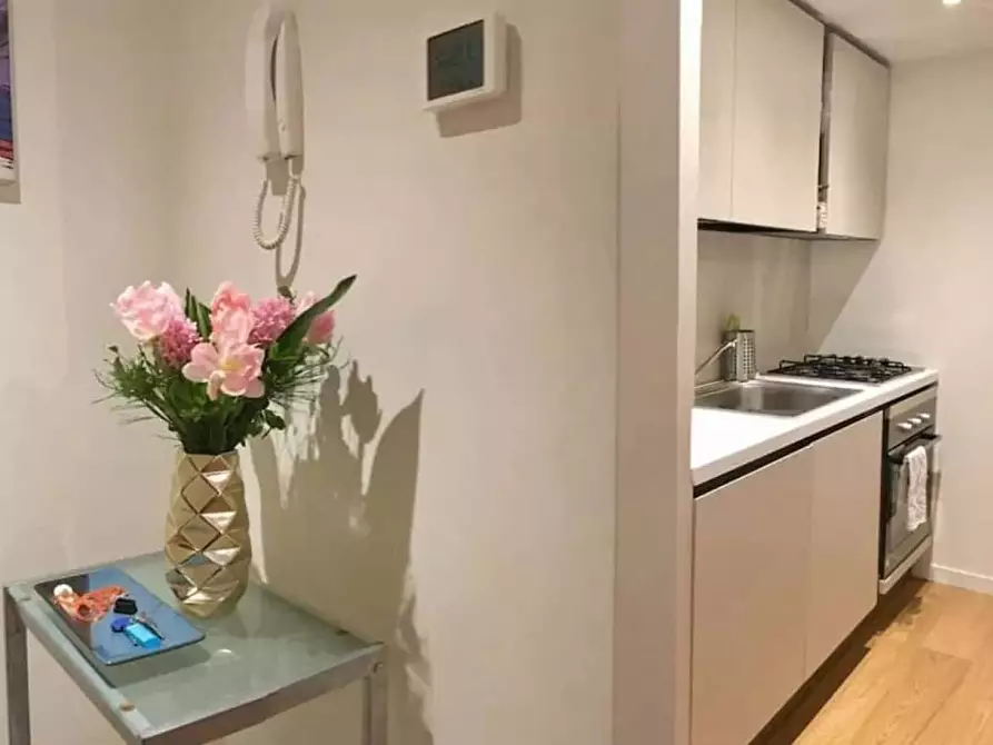 Immagine 17 di Appartamento in affitto  in Via Federico Confalonieri a Milano