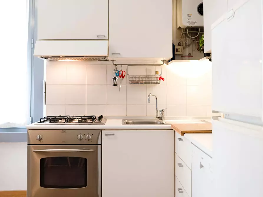 Immagine 8 di Camera in affitto  in Via Gustavo Fara12 a Milano