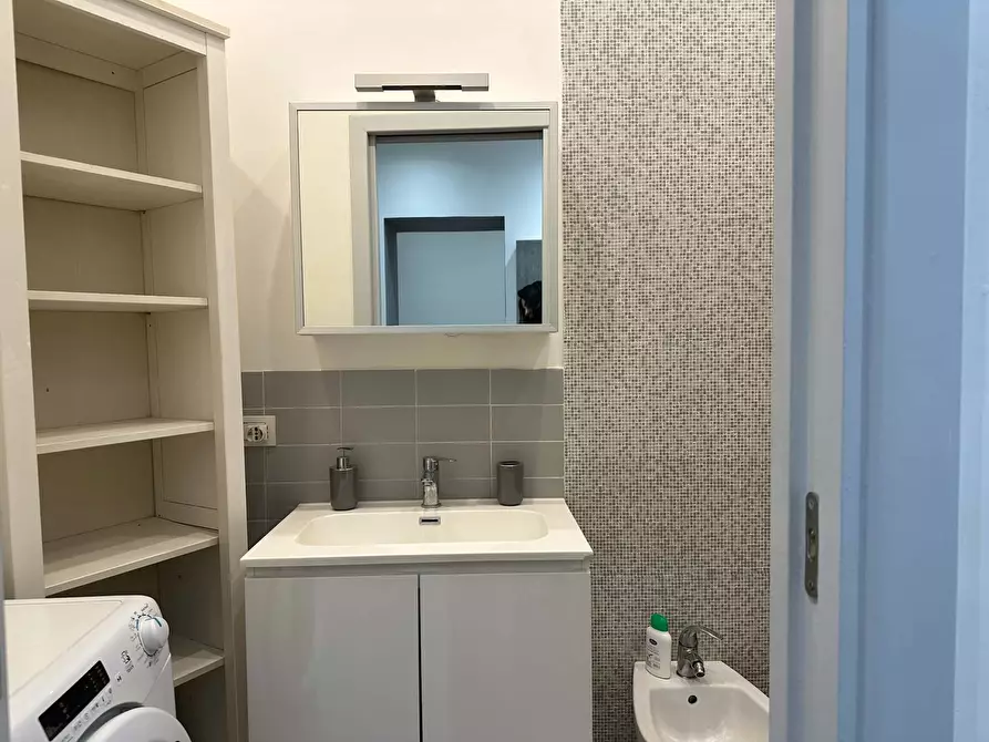 Immagine 16 di Appartamento in affitto  in Salita San Maria Apparente4 a Napoli