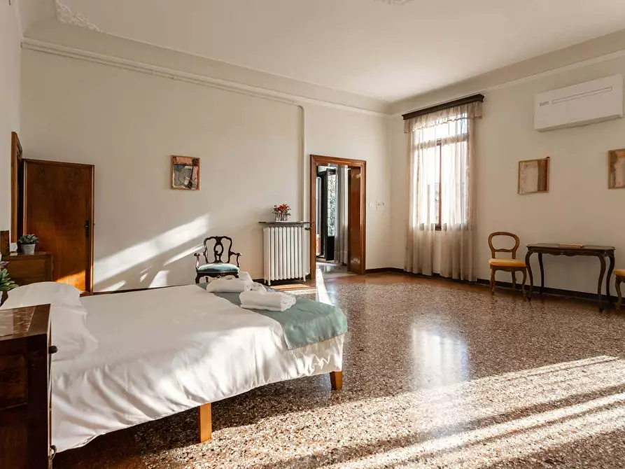 Immagine 21 di Appartamento in affitto  in Barbaria de le Tole6665 a Venezia