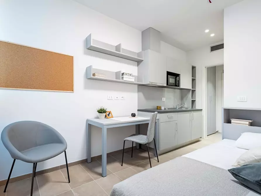 Immagine 2 di Appartamento in affitto  in Viale della Toscana10 a Firenze
