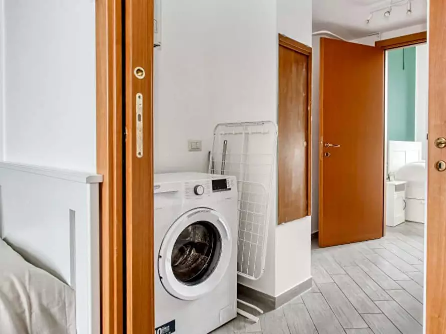 Immagine 14 di Camera in affitto  in Via Giovanni Pezzotti44 a Milano