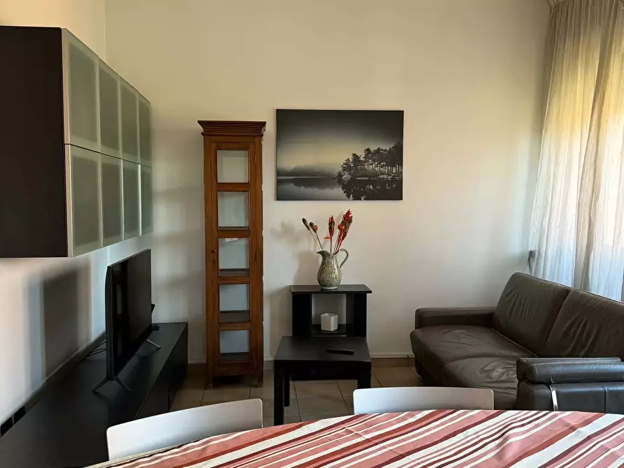 Immagine 8 di Camera in affitto  in Via Medeghino7 a Milano