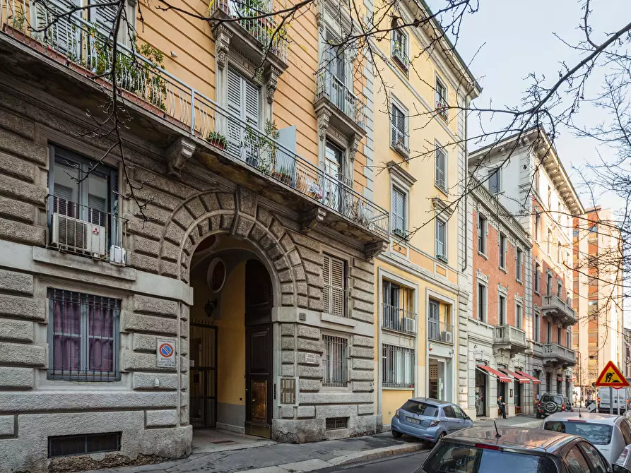 Immagine 23 di Appartamento in affitto  in Via Federico Confalonieri11 a Milano