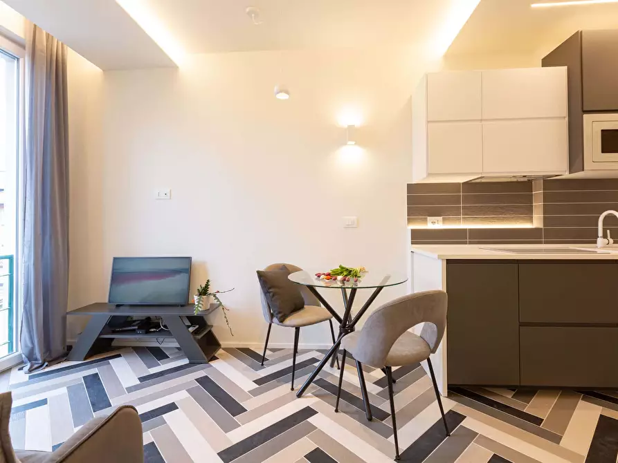 Immagine 2 di Appartamento in affitto  in Via Accademia61 a Milano