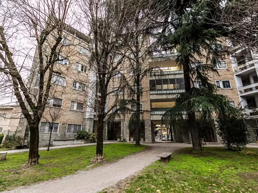 Immagine 6 di Camera in affitto  in Via Moncalvo31 a Milano