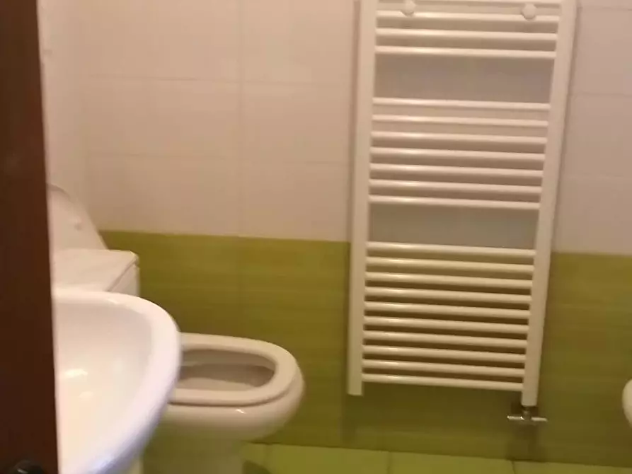 Immagine 10 di Camera in affitto  in Via Fernando Santi5 a Milano