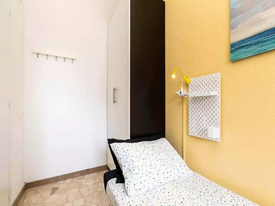 Immagine 4 di Camera in affitto  in Viale Beatrice D'Este4 a Milano