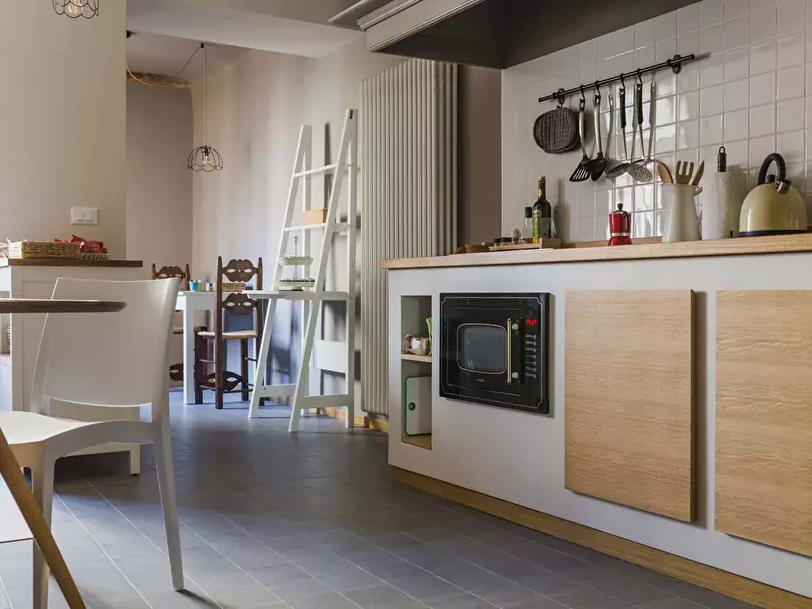 Immagine 3 di Appartamento in affitto  in Piazza Attilio Hortis7 a Trieste