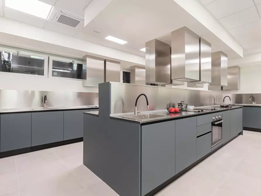 Immagine 20 di Camera in affitto  in Via Lepontina4 a Milano