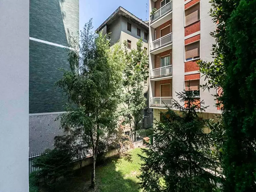 Immagine 8 di Camera in affitto  in Via Francesco Primaticcio182 a Milano