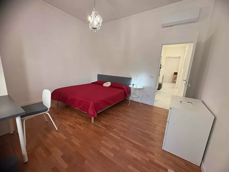 Immagine 2 di Camera in affitto  in Via Cassia29 a Firenze