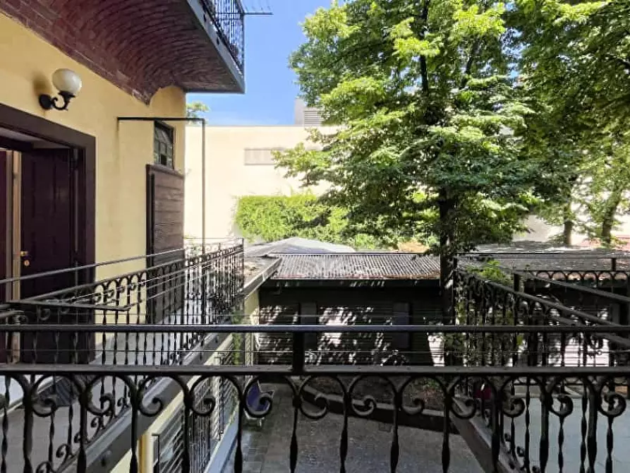 Immagine 16 di Appartamento in affitto  in Via Conte Rosso36 a Milano