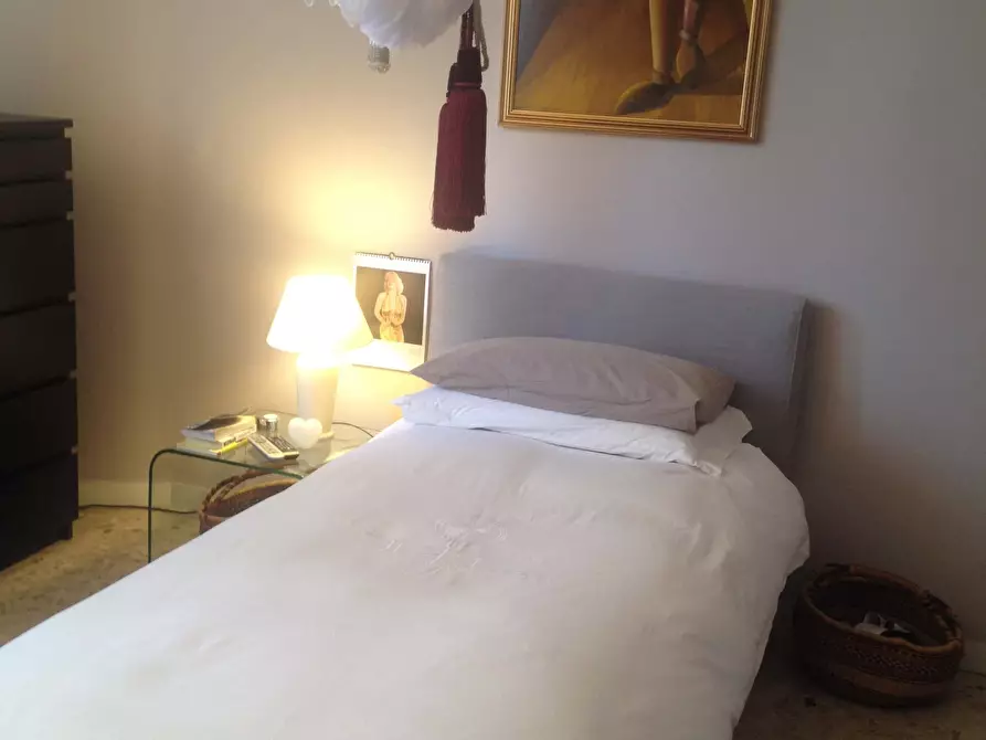 Immagine 2 di Camera in affitto  in Via Guglielmo Röntgen19 a Milano