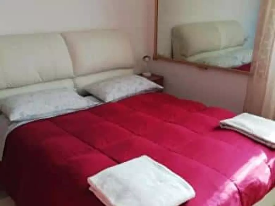 Immagine 5 di Appartamento in affitto  in Via Acquaroni103 a Roma