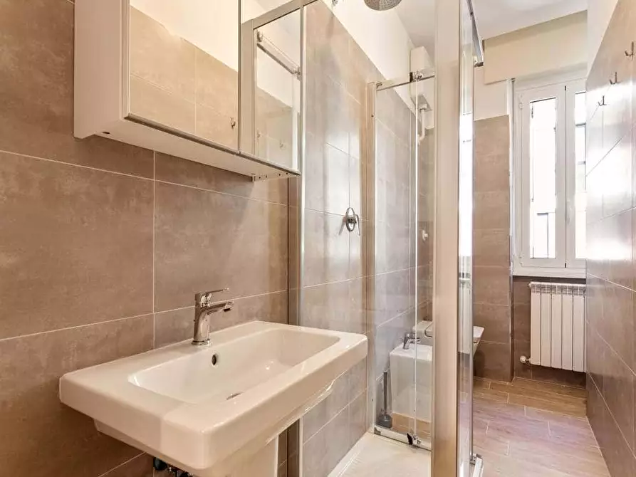 Immagine 17 di Camera in affitto  in Via Pantigliate6 a Milano