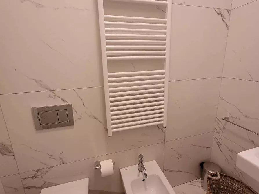 Immagine 11 di Appartamento in affitto  in Via Quintino Sella a Milano