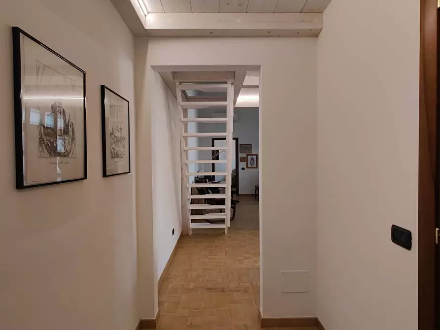 Immagine 34 di Appartamento in affitto  in Via Luigi Settembrini60 a Milano