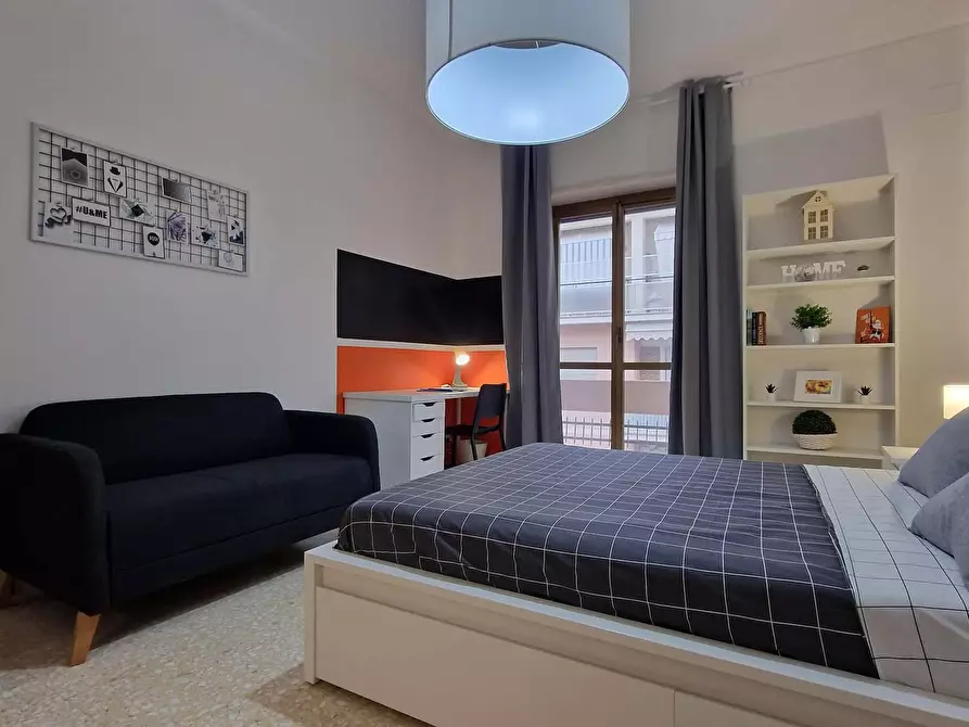 Immagine 3 di Camera in affitto  in Piazza Cardinal Ferrari2 a Roma