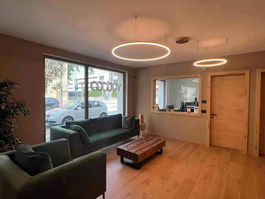 Immagine 17 di Appartamento in affitto  in Via Francesco Petrarca1 a Trento