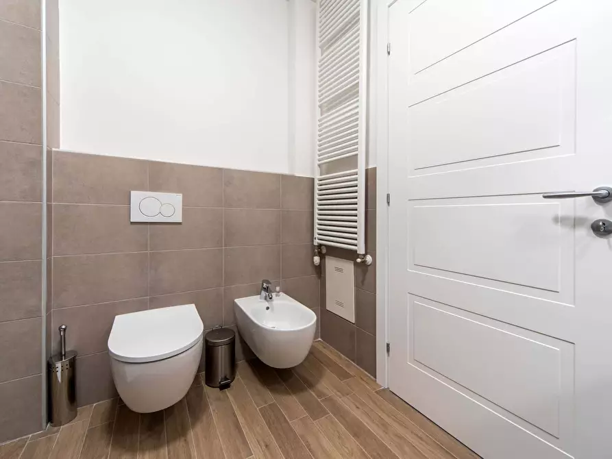 Immagine 15 di Appartamento in affitto  in Via Giuseppe Massarenti254 a Bologna