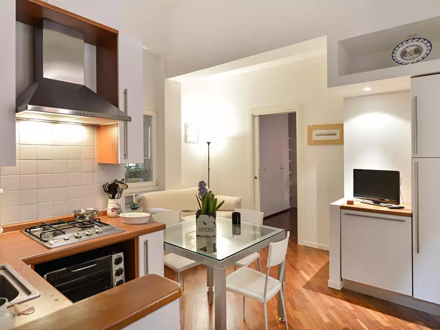 Immagine 4 di Appartamento in affitto  in Via Miramonte1 a Bologna