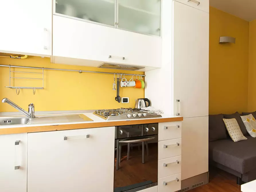 Immagine 9 di Appartamento in affitto  in Corso San Gottardo13 a Milano
