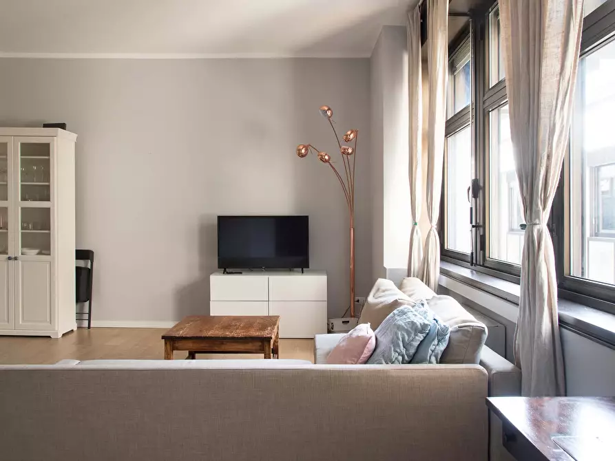 Immagine 10 di Appartamento in affitto  in Via Antonio Tolomeo Trivulzio3 a Milano