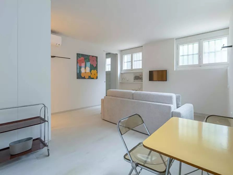 Immagine 15 di Appartamento in affitto  in Via Francesco Melzi d'Eril26 a Milano