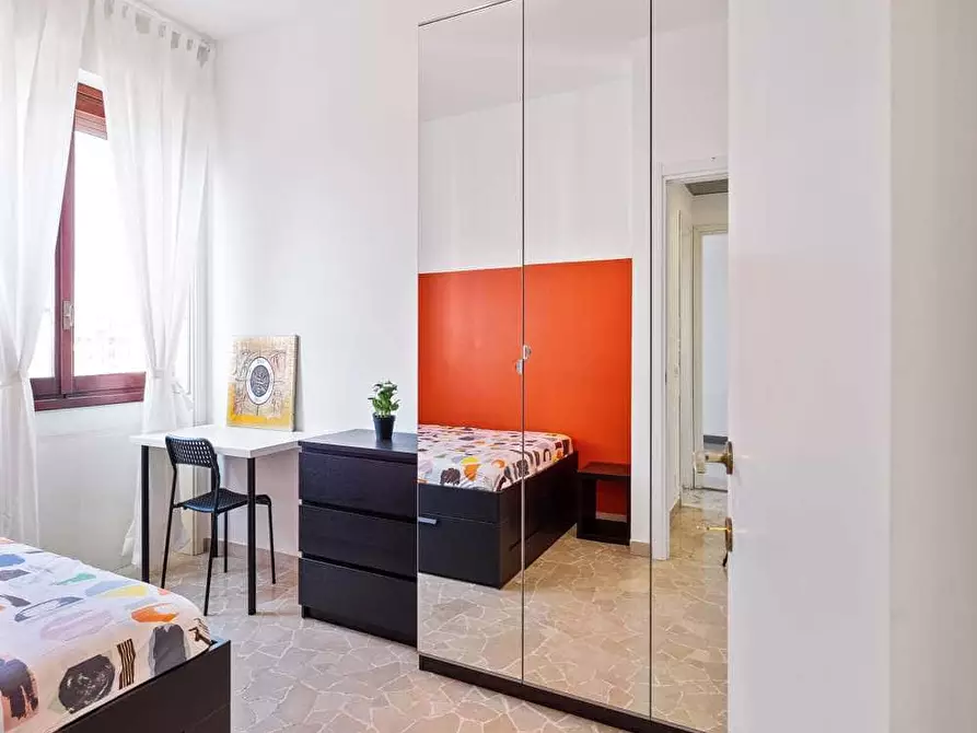 Immagine 2 di Camera in affitto  in Via Andrea Maria Ampère47 a Milano